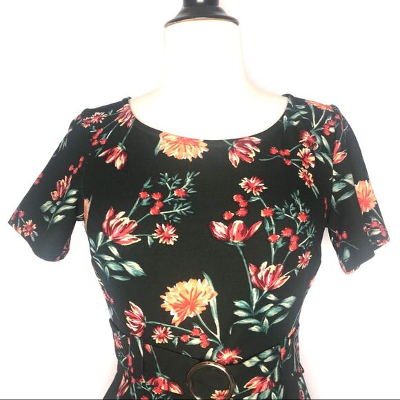V). B. Darlin Floral Fit Flare Dress Black Red 9/10 - Picture 5 of 10